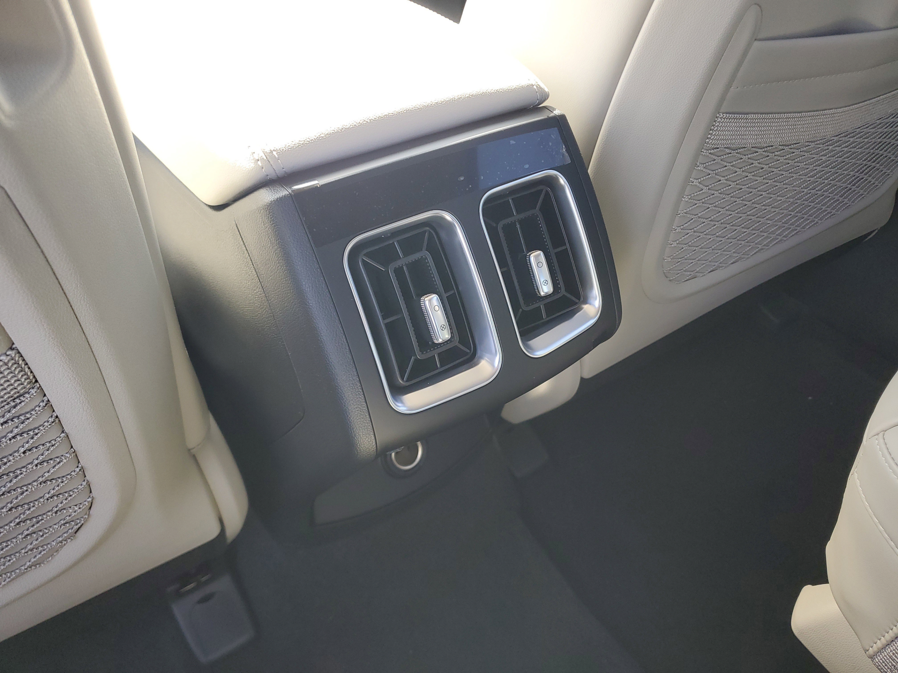 New 2026 Kia Sorento EX w/ EX Premium Package FWD image 11