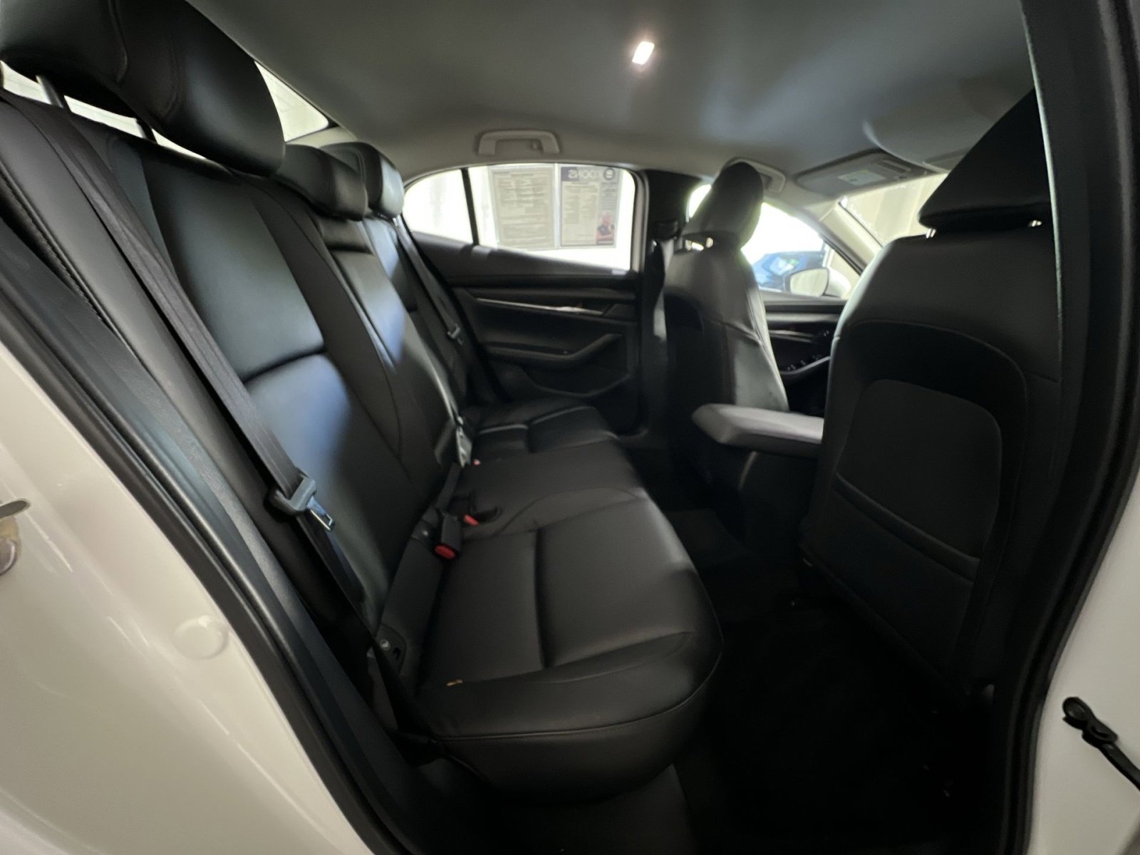 Used 2021 MAZDA MAZDA3 s FWD image 39