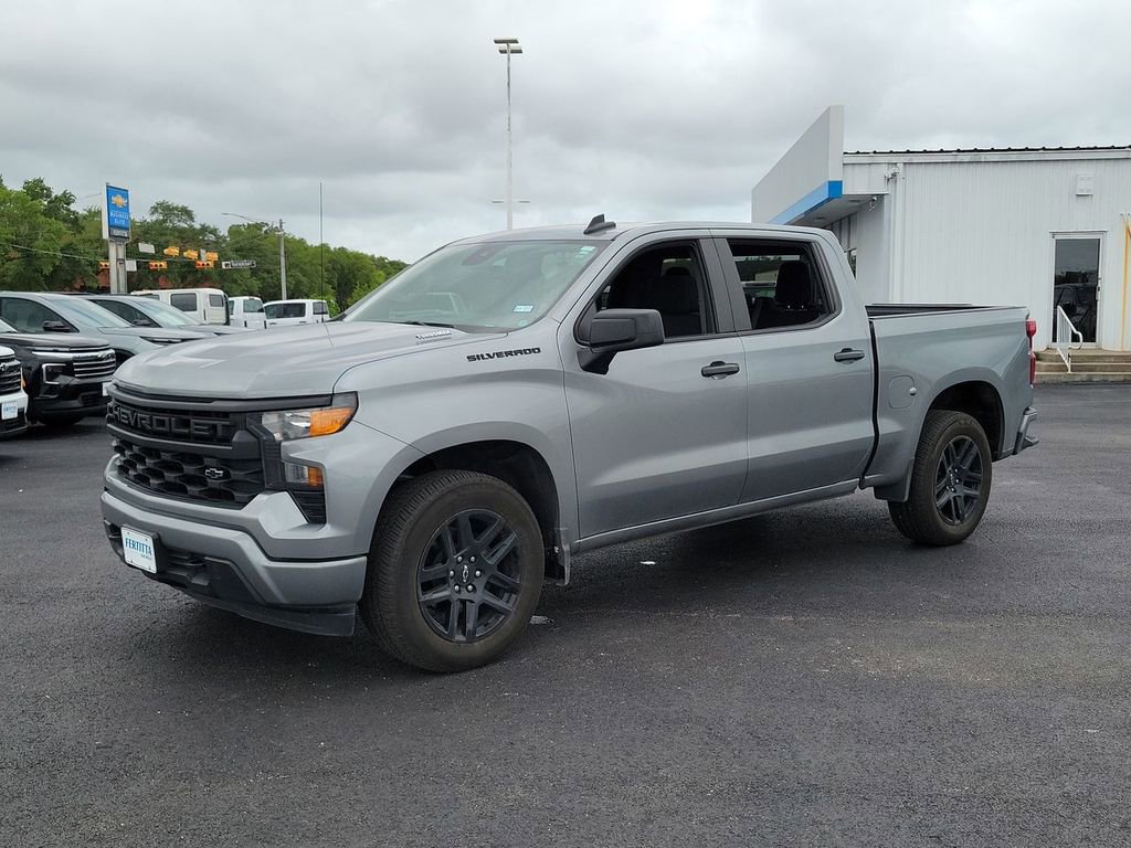 Used 2024 Chevrolet Silverado 1500 Custom w/ LPO, Dark Essentials Package image 2