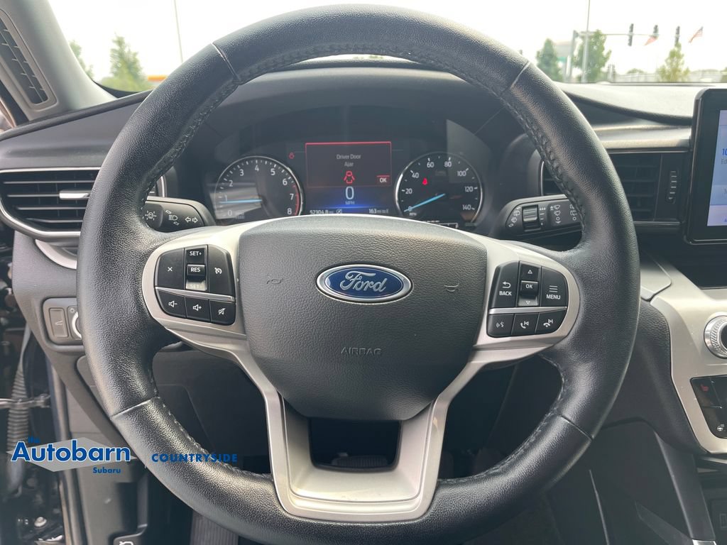 Used 2021 Ford Explorer XLT w/ Equipment Group 202A AWD/4WD image 12