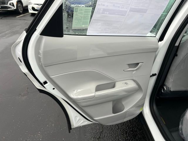 New 2026 Hyundai Kona SE image 13