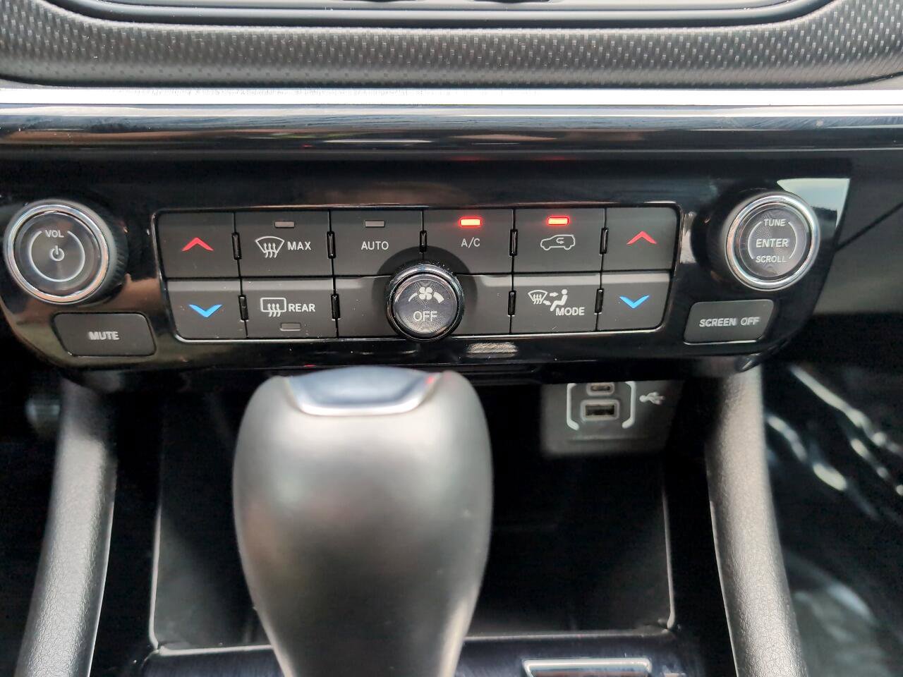 Used 2022 Jeep Compass Trailhawk w/ Trailhawk Convenience Group image 24