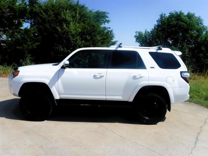 Used 2018 Toyota 4Runner SR5 Premium AWD/4WD image 10