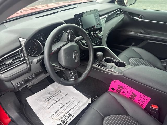 Used 2024 Toyota Camry SE w/ Convenience Package FWD image 23