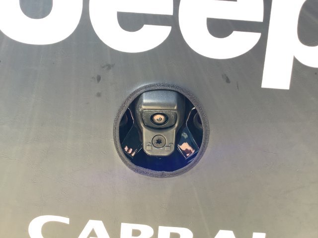 Used 2024 Jeep Wrangler Unlimited Sahara w/ Technology Group AWD/4WD image 32