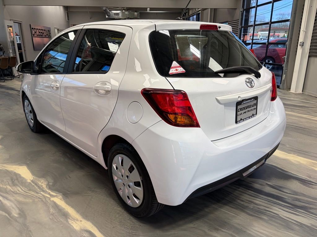 Used 2017 Toyota Yaris L FWD image 28