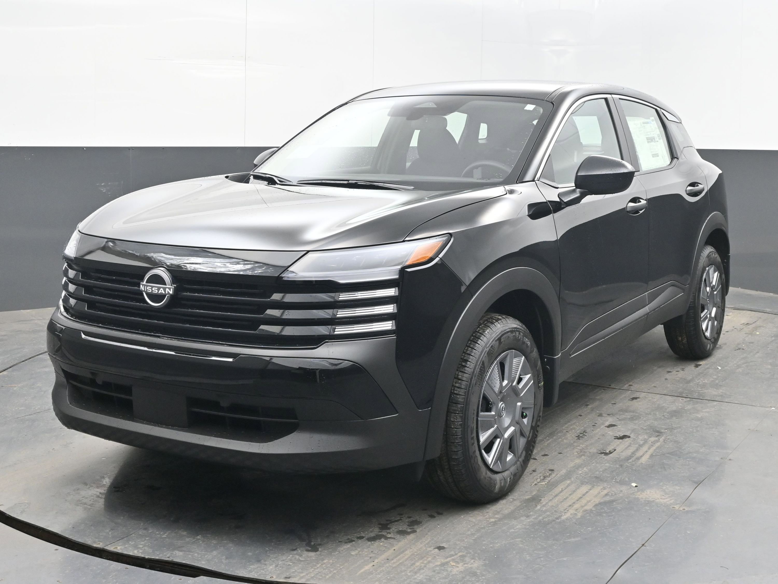 New 2026 Nissan Kicks S image 3