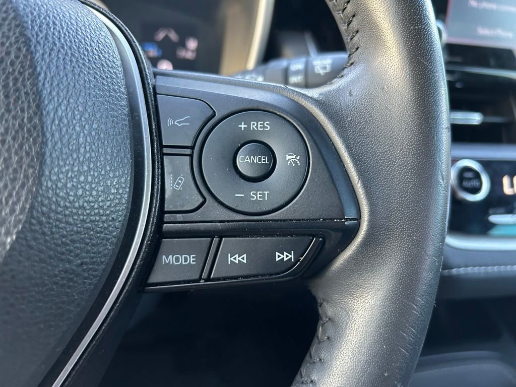 Used 2022 Toyota Corolla SE image 18
