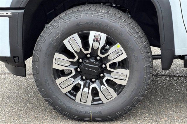 New 2026 GMC Sierra 2500 Denali w/ Denali Reserve Package image 32