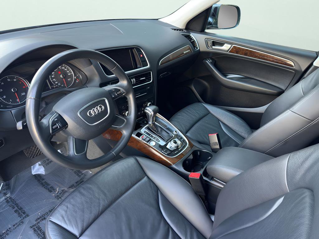 Used 2015 Audi Q5 2.0T Premium Plus w/ Technology Package image 16