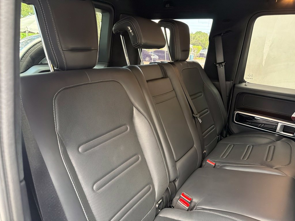 Used 2025 Mercedes-Benz G 550 image 31