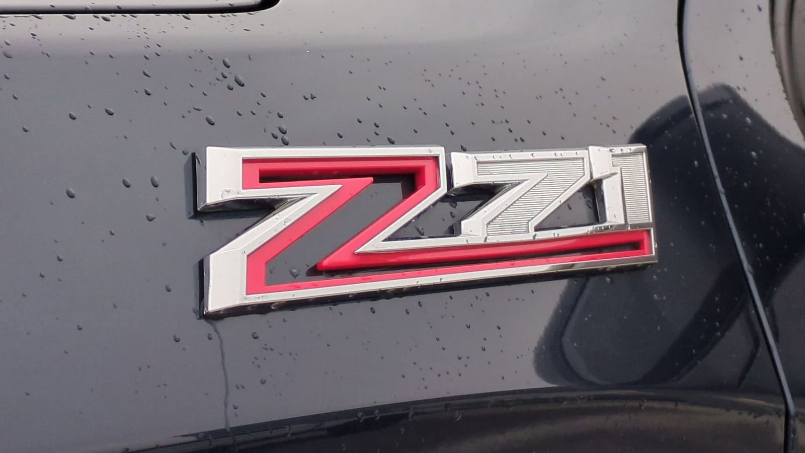 Used 2021 Chevrolet Silverado 1500 RST image 12