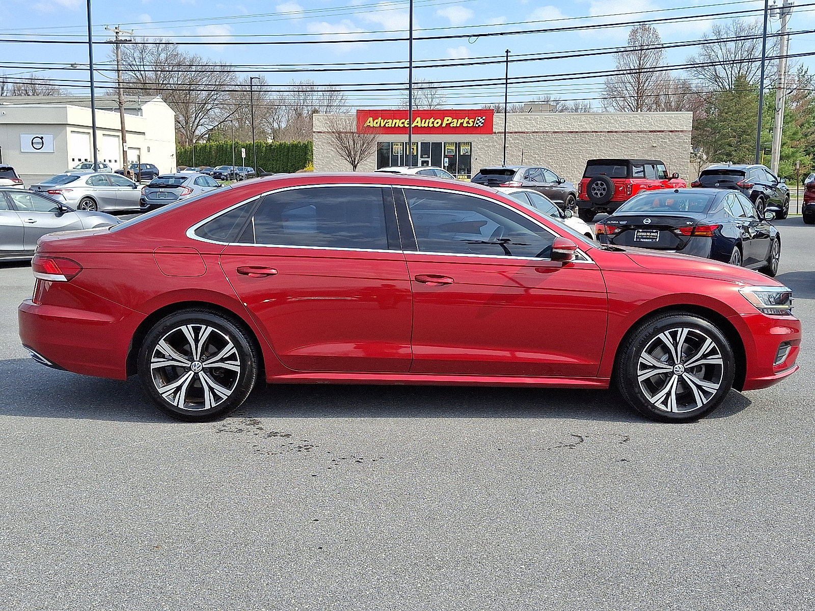Used 2021 Volkswagen Passat 2.0T SE image 9