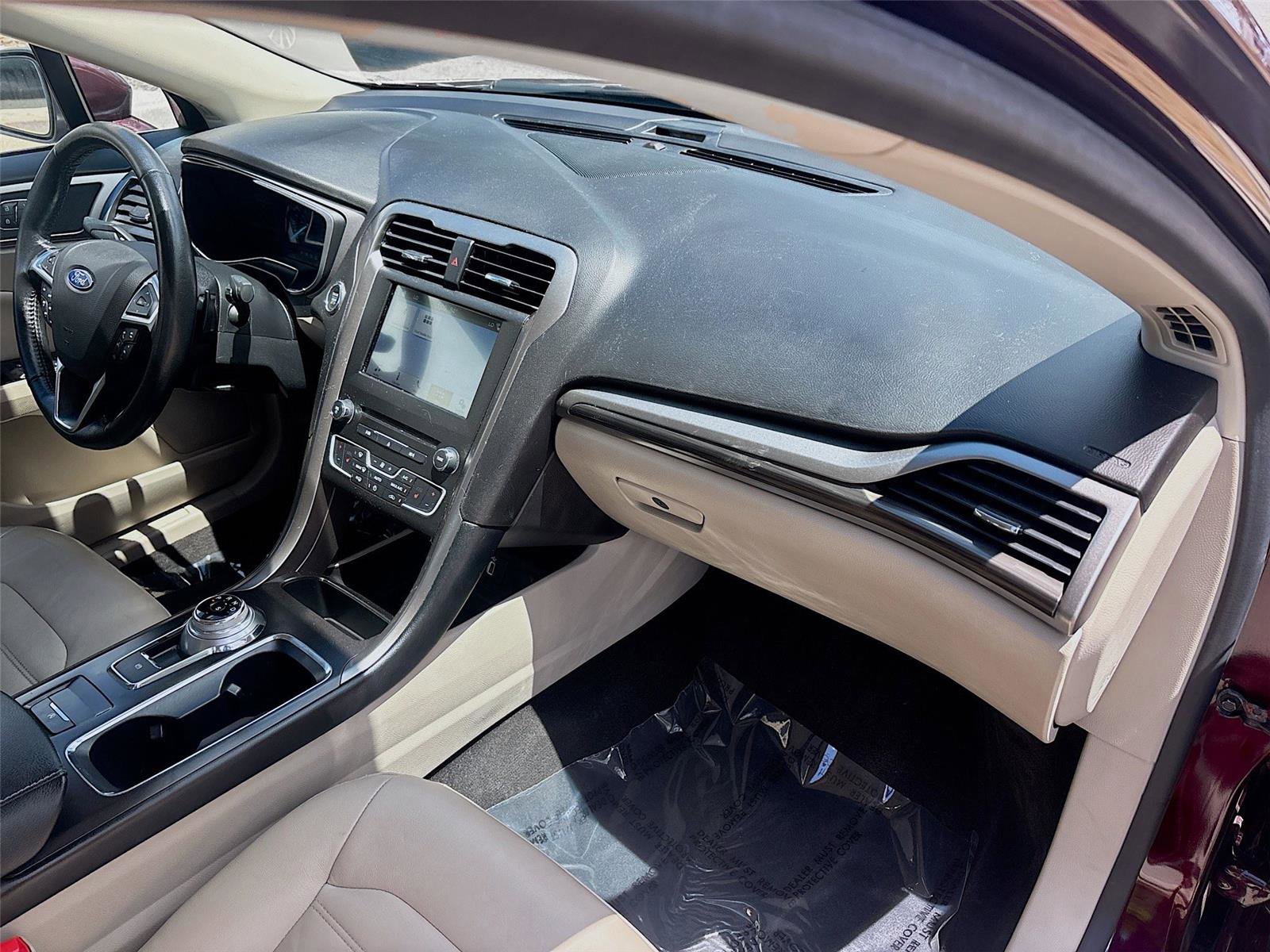 Used 2018 Ford Fusion SE w/ Fusion SE Technology Package FWD image 31