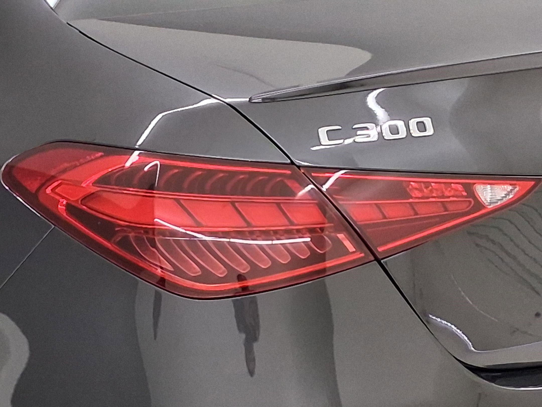 Used 2023 Mercedes-Benz C 300 Sedan image 11