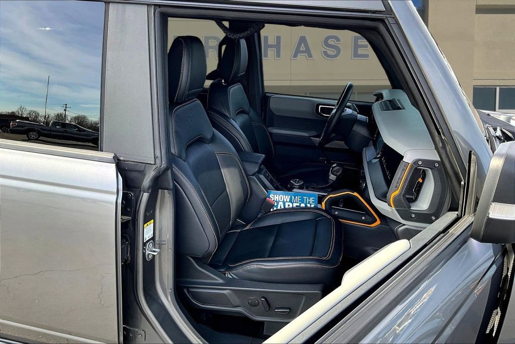 Used 2022 Ford Bronco Badlands image 31