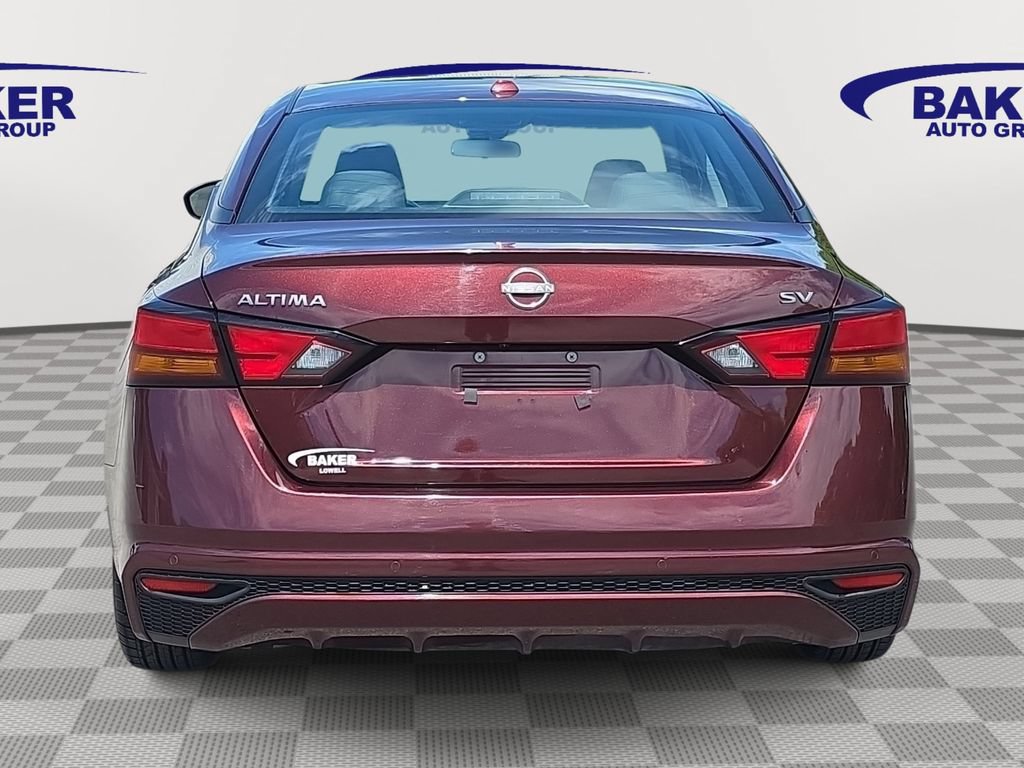 Used 2024 Nissan Altima 2.5 SV FWD image 4