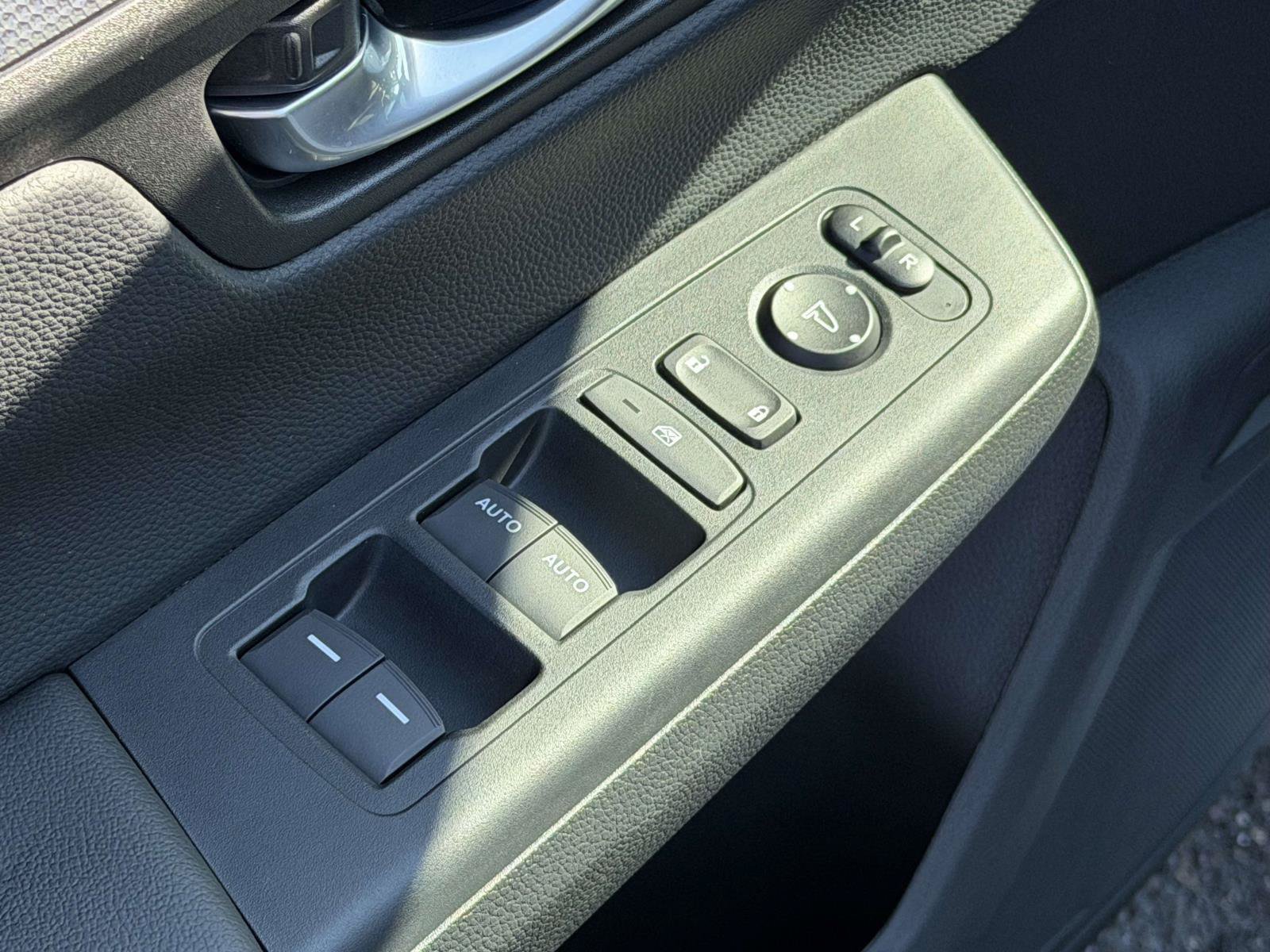 Certified 2026 Honda CR-V Sport image 7