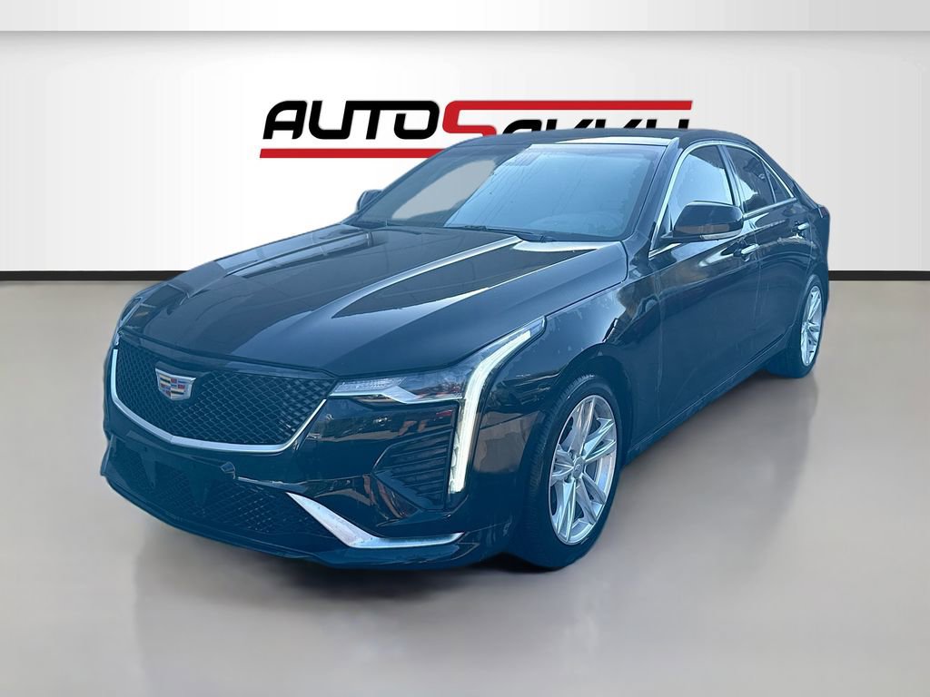 Used 2025 Cadillac CT4 Luxury image 3