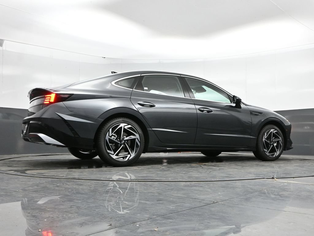 New 2026 Hyundai Sonata SEL FWD image 22