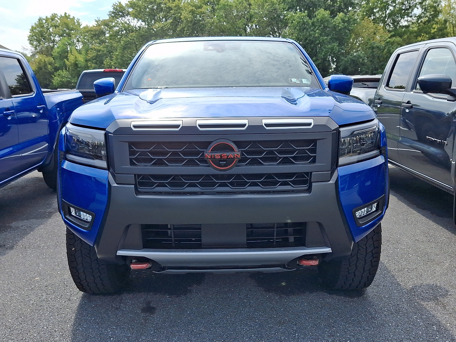 New 2027 Nissan Frontier PRO-4X w/ Pro Premium Package AWD/4WD image 2