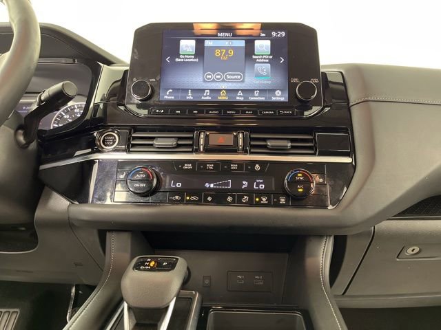 Used 2024 Nissan Pathfinder SL image 25