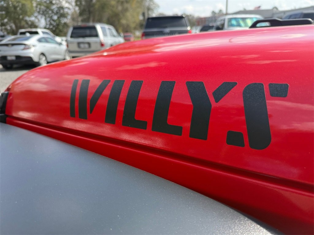 Used 2025 Jeep Wrangler Willys image 16