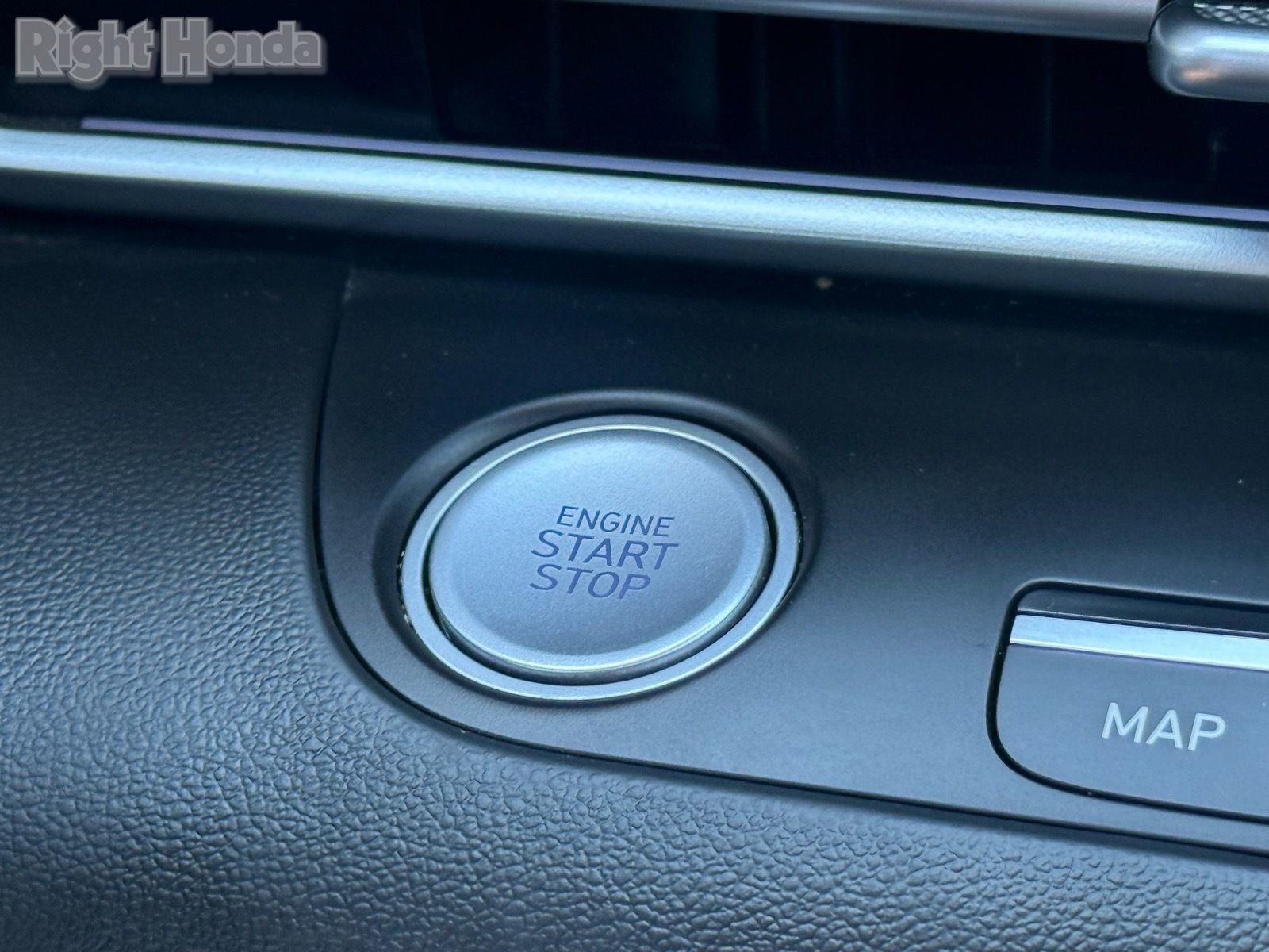 Used 2025 Hyundai Elantra SEL image 26