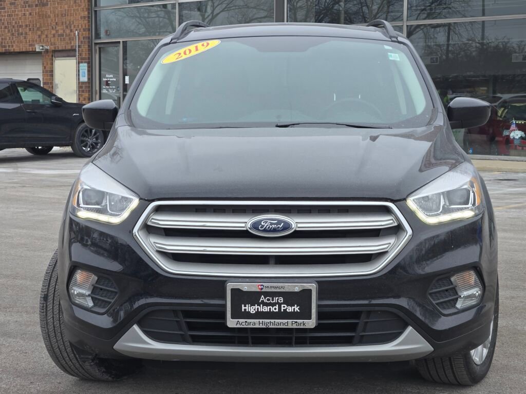 Used 2019 Ford Escape SEL image 3