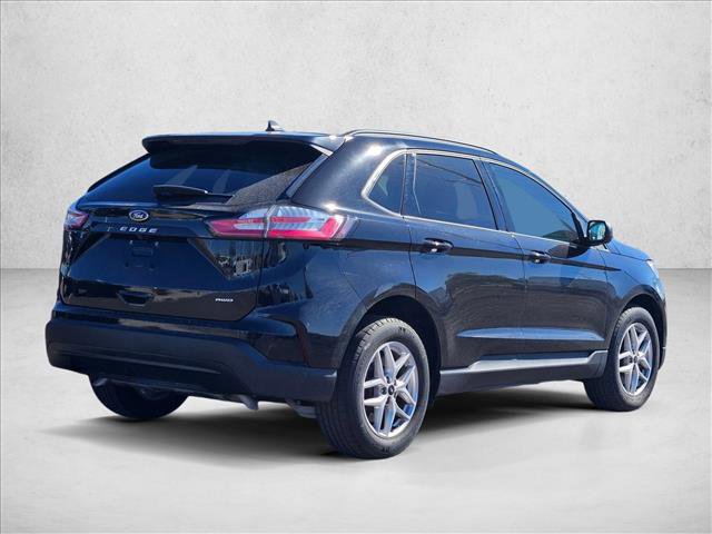 Used 2024 Ford Edge SE image 5