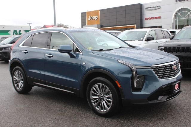 Used 2024 Cadillac XT4 Premium Luxury w/ Cold Weather Package image 1