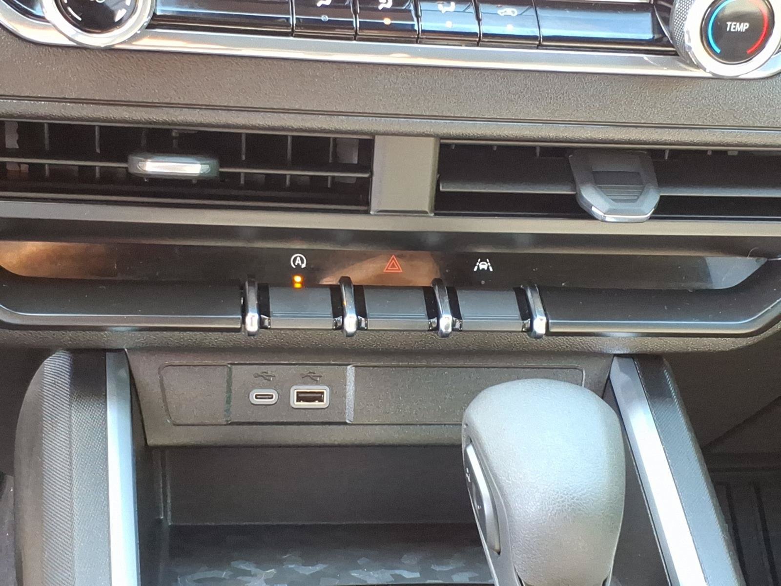 Certified 2024 Chevrolet Colorado Trail Boss w/ Advanced Trailering Package AWD/4WD image 24