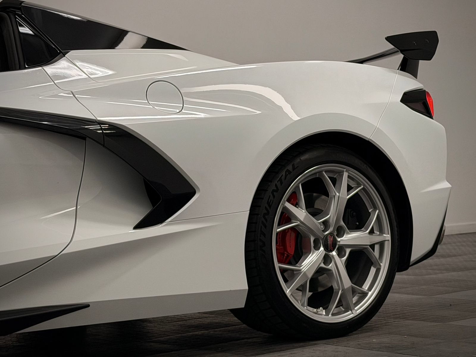 Used 2022 Chevrolet Corvette Stingray Preferred Conv w/ Z51 Performance Package RWD image 9