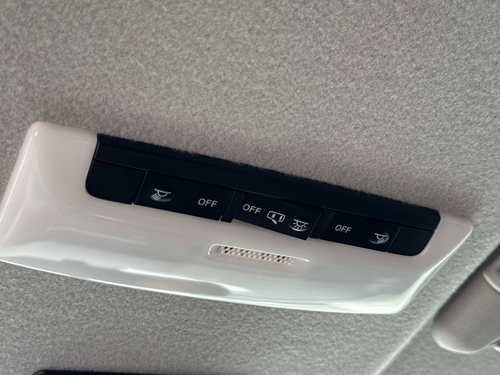 Used 2024 Nissan Kicks S FWD image 29