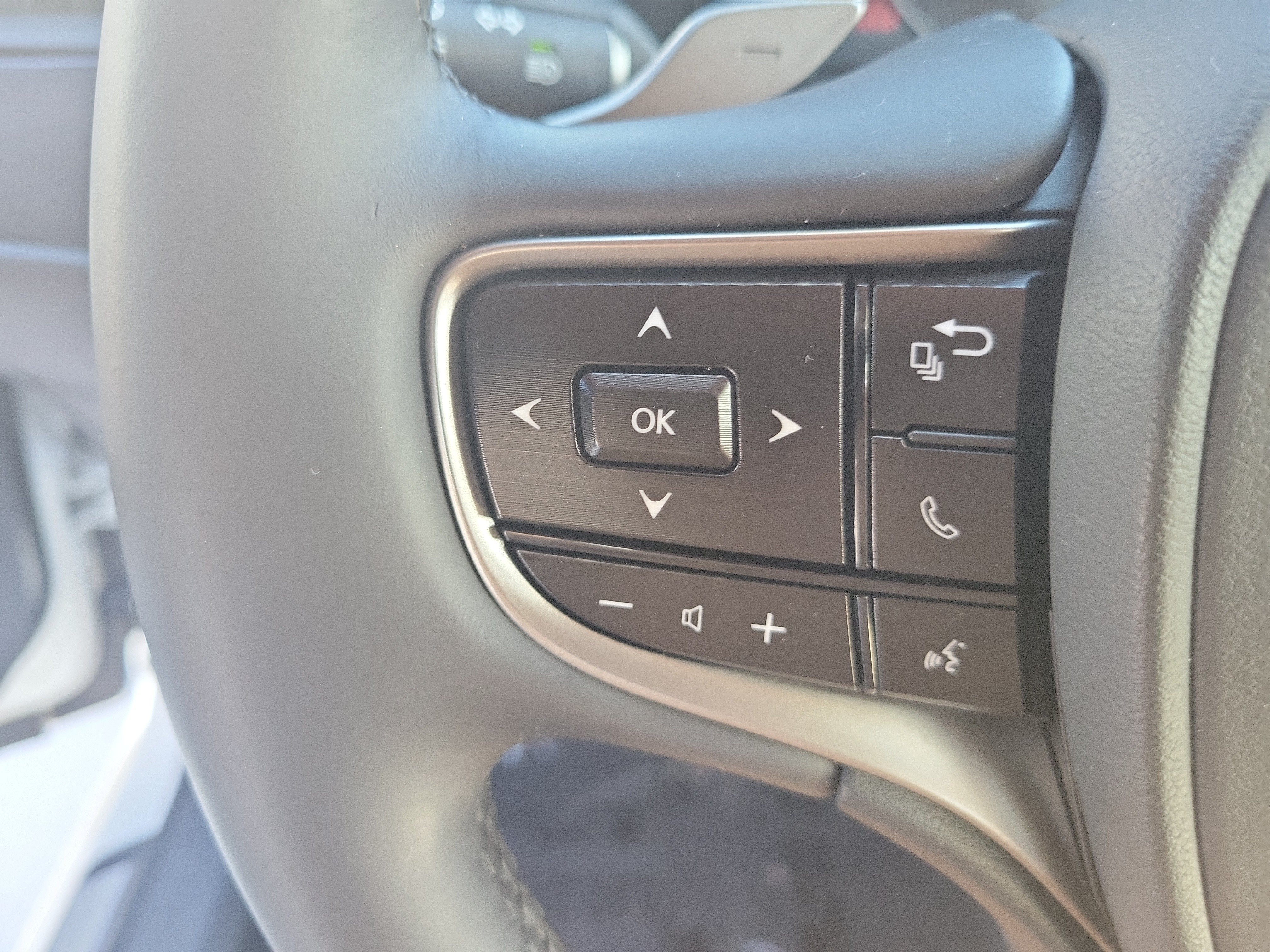 Certified 2024 Lexus ES 350 w/ Premium Package FWD image 26