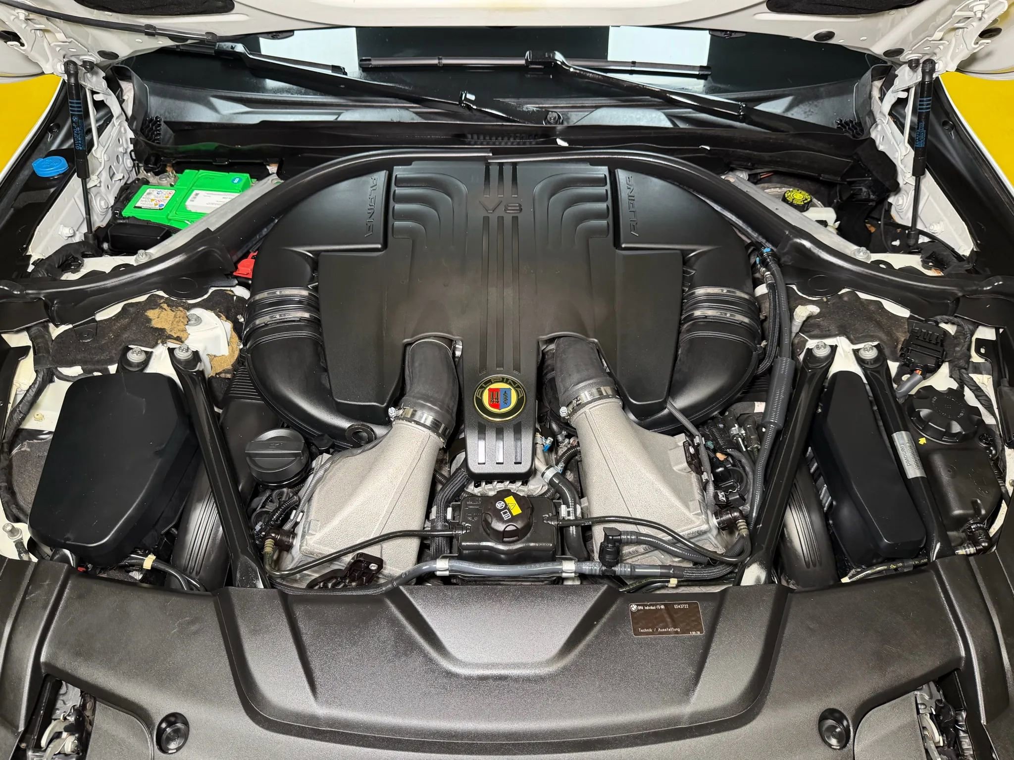 Used 2017 BMW 750i xDrive image 65