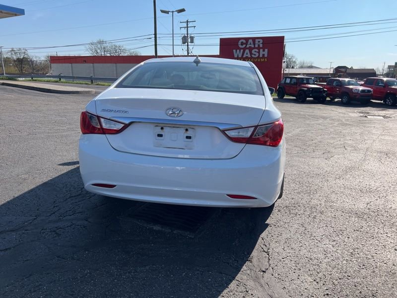Used 2013 Hyundai Sonata GLS w/ Popular Equipment Pkg image 4