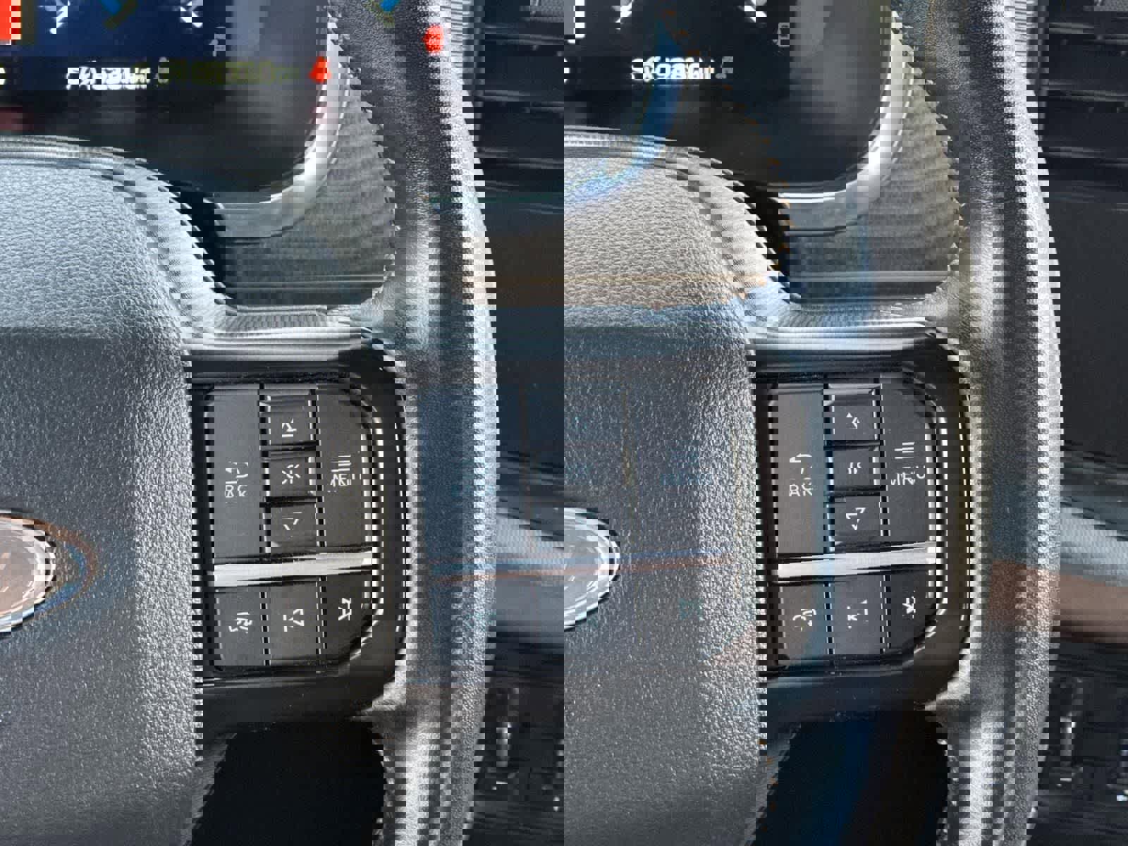 Used 2023 Ford F150 Platinum image 11