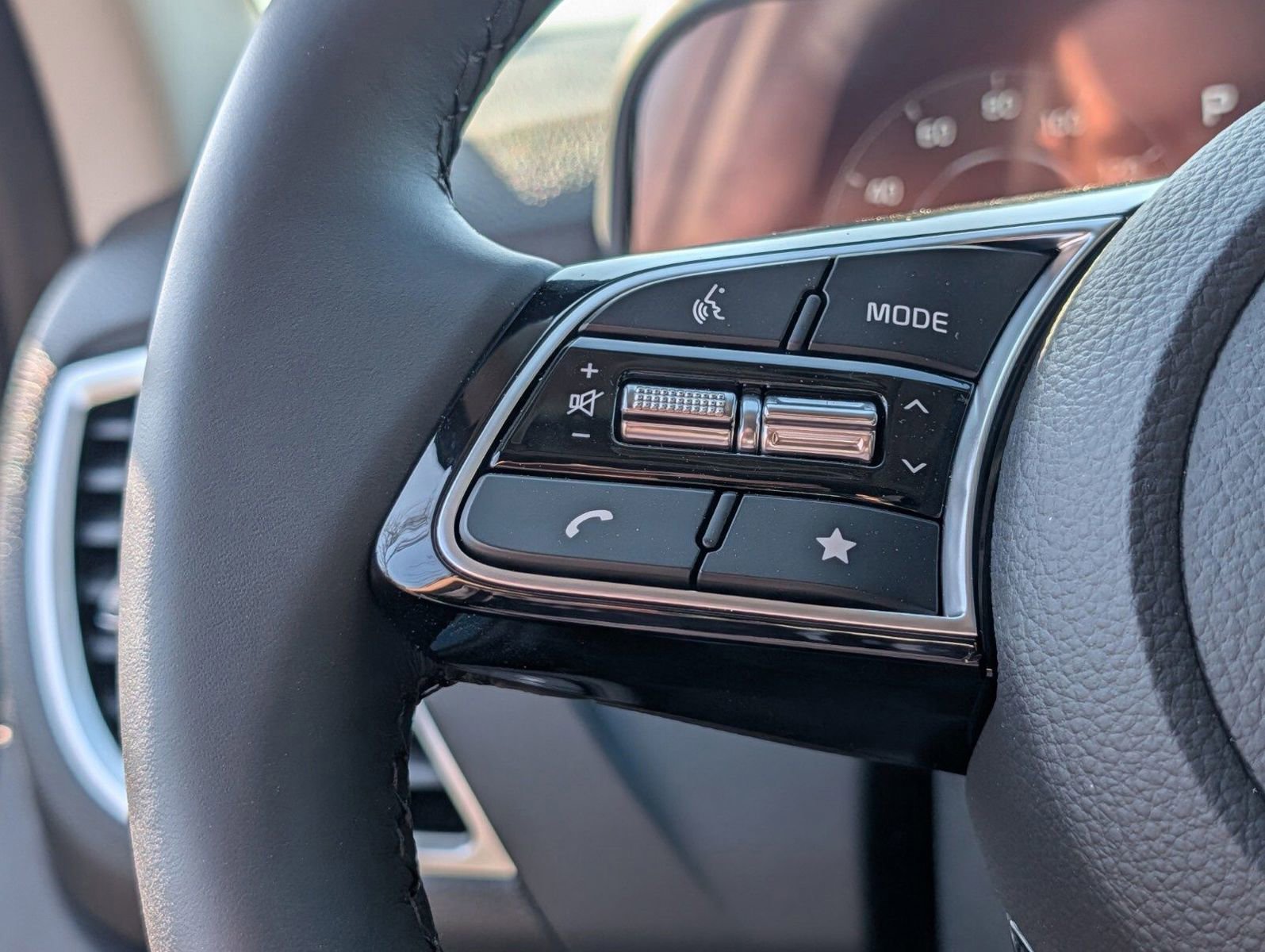 New 2026 Kia Seltos EX image 34