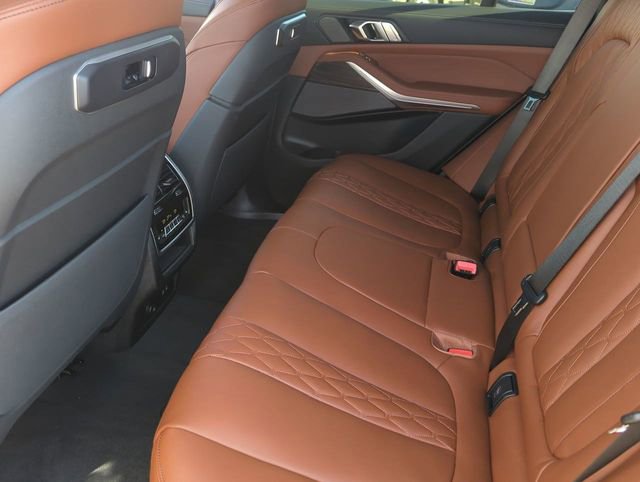 New 2026 BMW X5 xDrive50e image 15