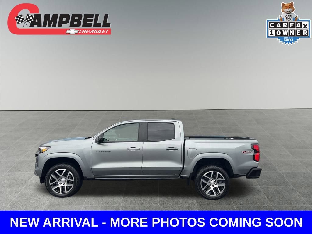 Used 2024 Chevrolet Colorado Z71 w/ Z71 Convenience Package 2