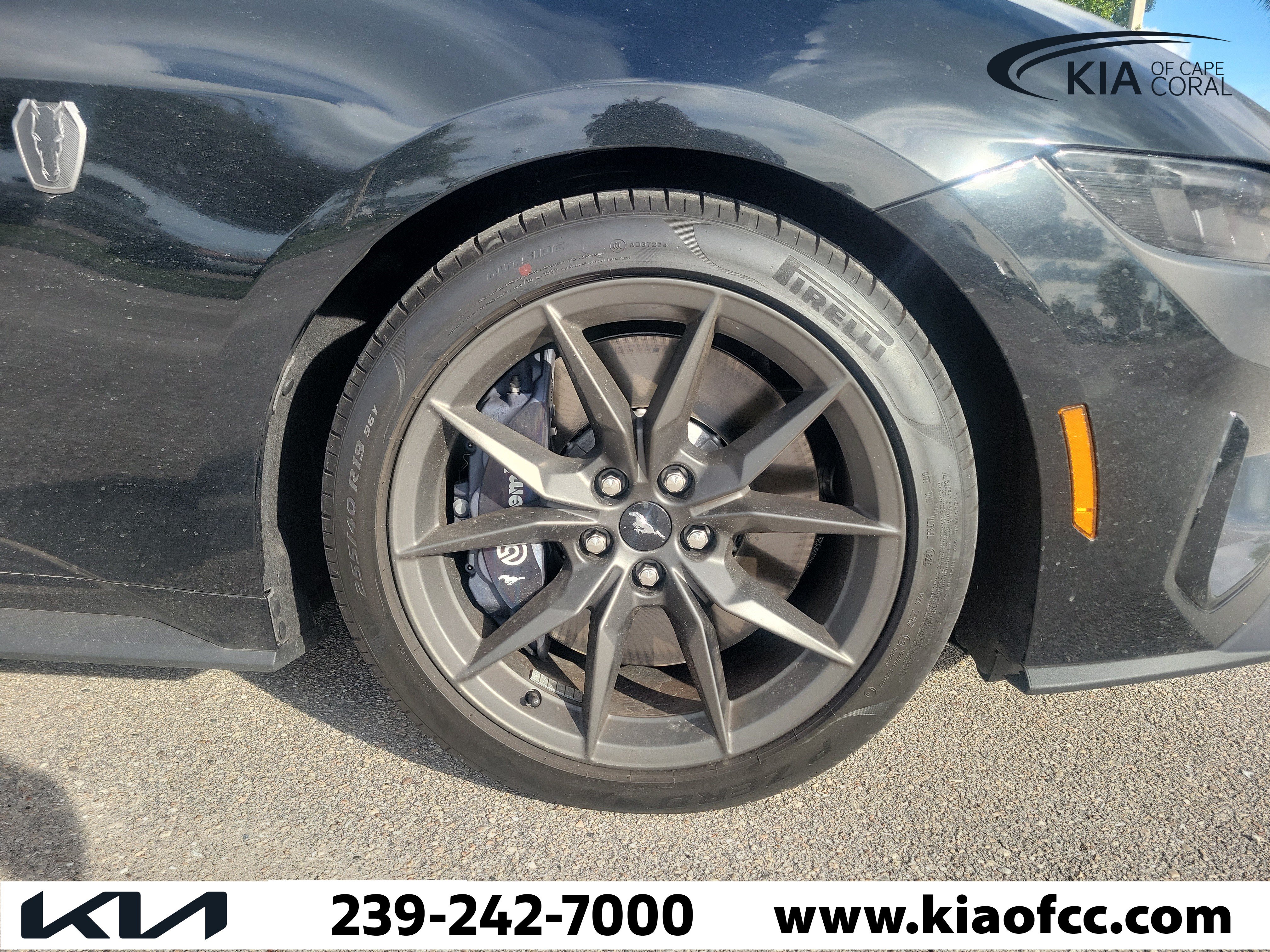 Used 2025 Ford Mustang Dark Horse RWD image 7