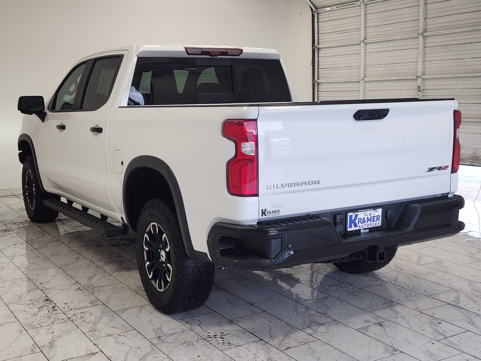 Used 2022 Chevrolet Silverado 1500 ZR2 w/ Technology Package AWD/4WD image 7