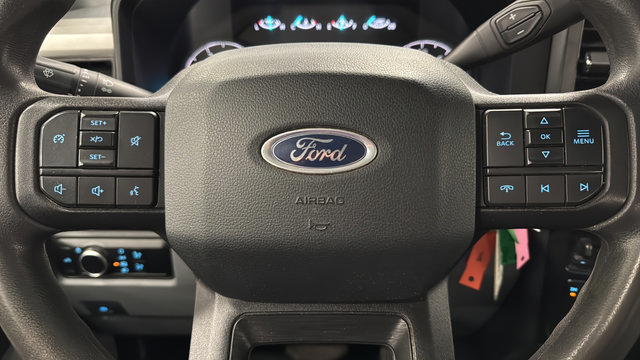 Used 2023 Ford F250 XL AWD/4WD image 15