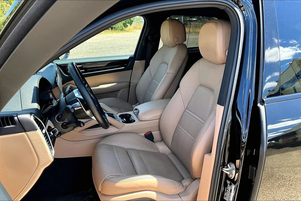 Used 2019 Porsche Cayenne AWD/4WD image 9