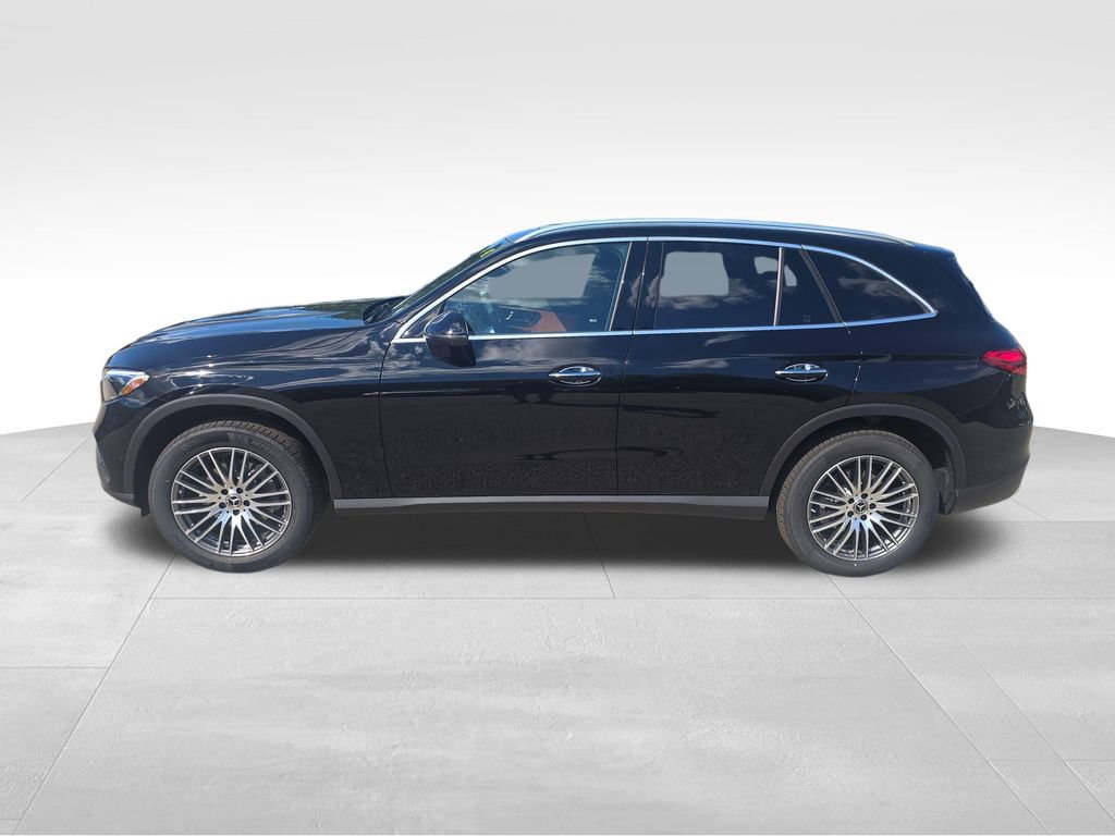 New 2026 Mercedes-Benz GLC 300 4MATIC image 2