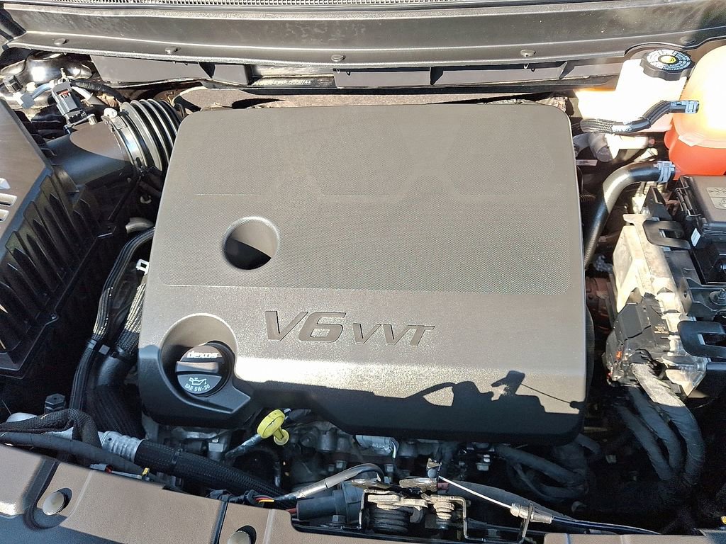 Used 2023 Chevrolet Traverse LS w/ Midnight/Sport Edition image 30