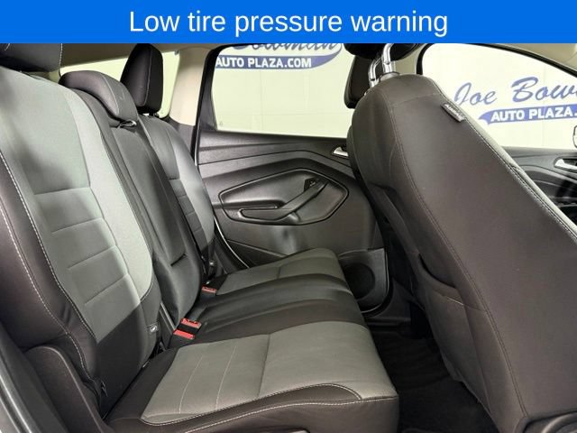 Used 2016 Ford Escape SE w/ Equipment Group 201A AWD/4WD image 18