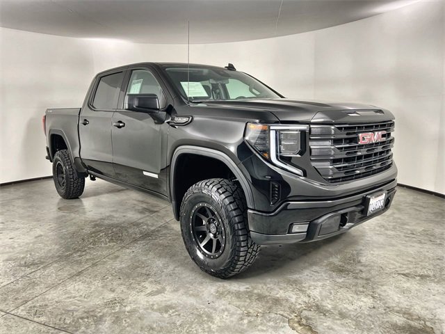 Used 2022 GMC Sierra 1500 Elevation image 2