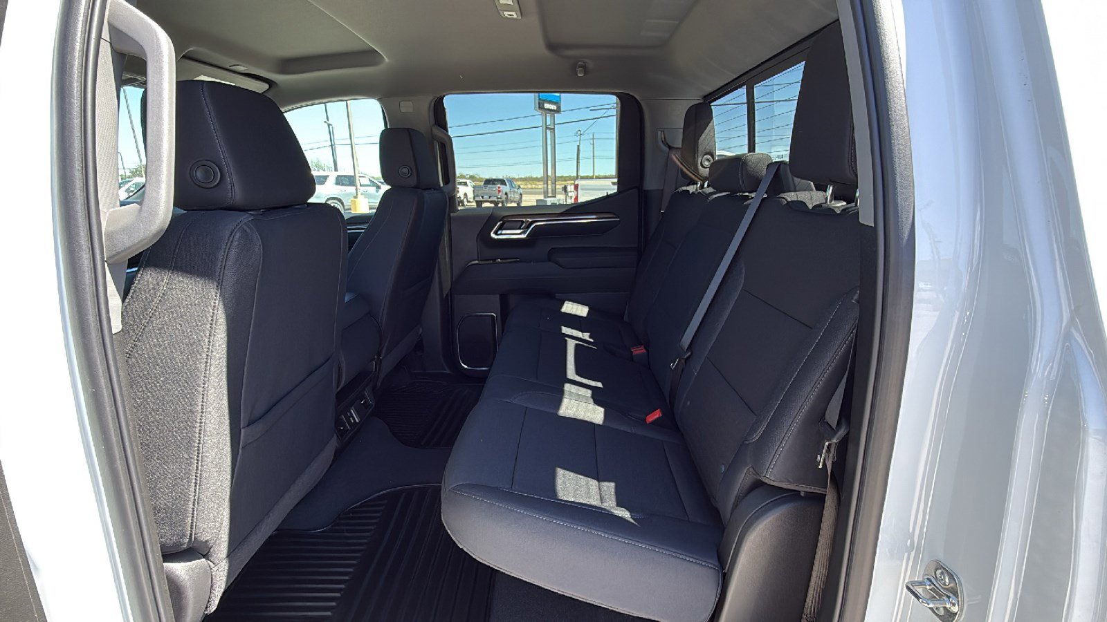 New 2026 Chevrolet Silverado 1500 LT w/ Texas Edition Plus RWD image 14